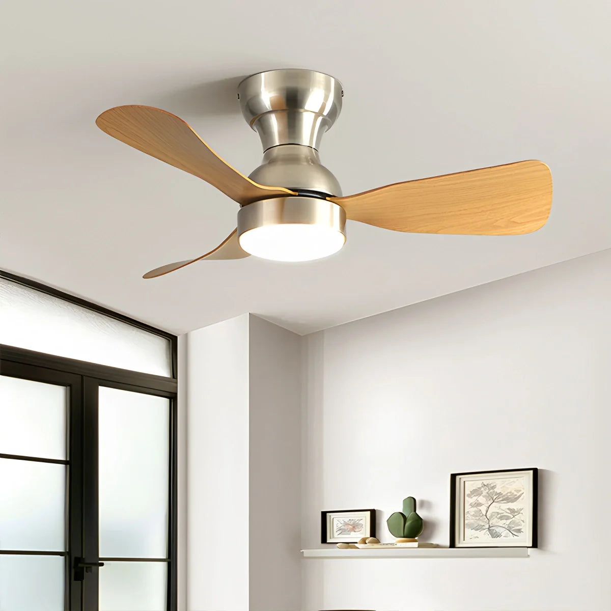 Small Size Indoor Ceiling Fan Light with Remote
