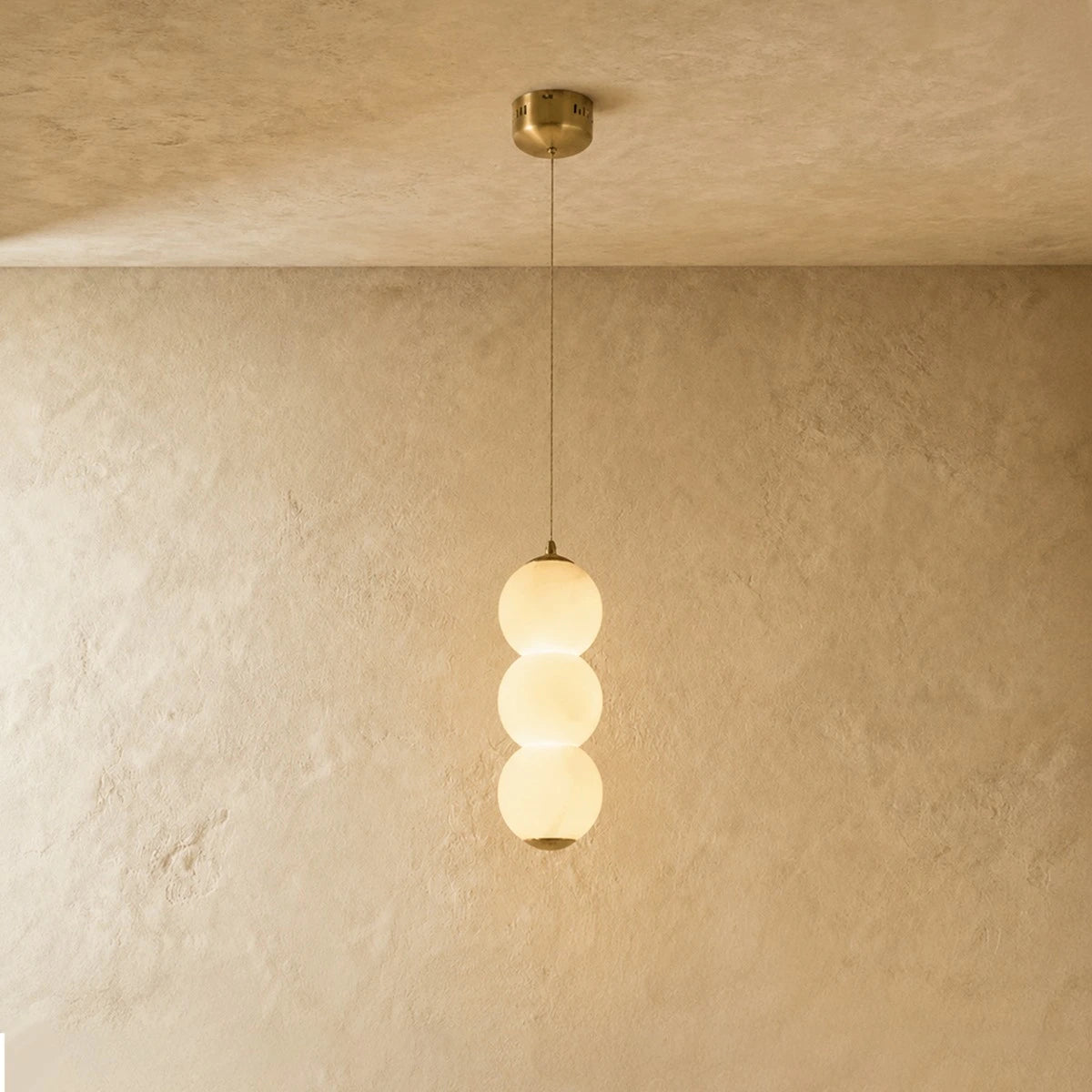 Mivon Pendant Light