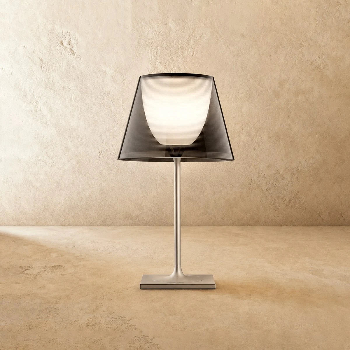Modern Dual-Shade Table Lamp