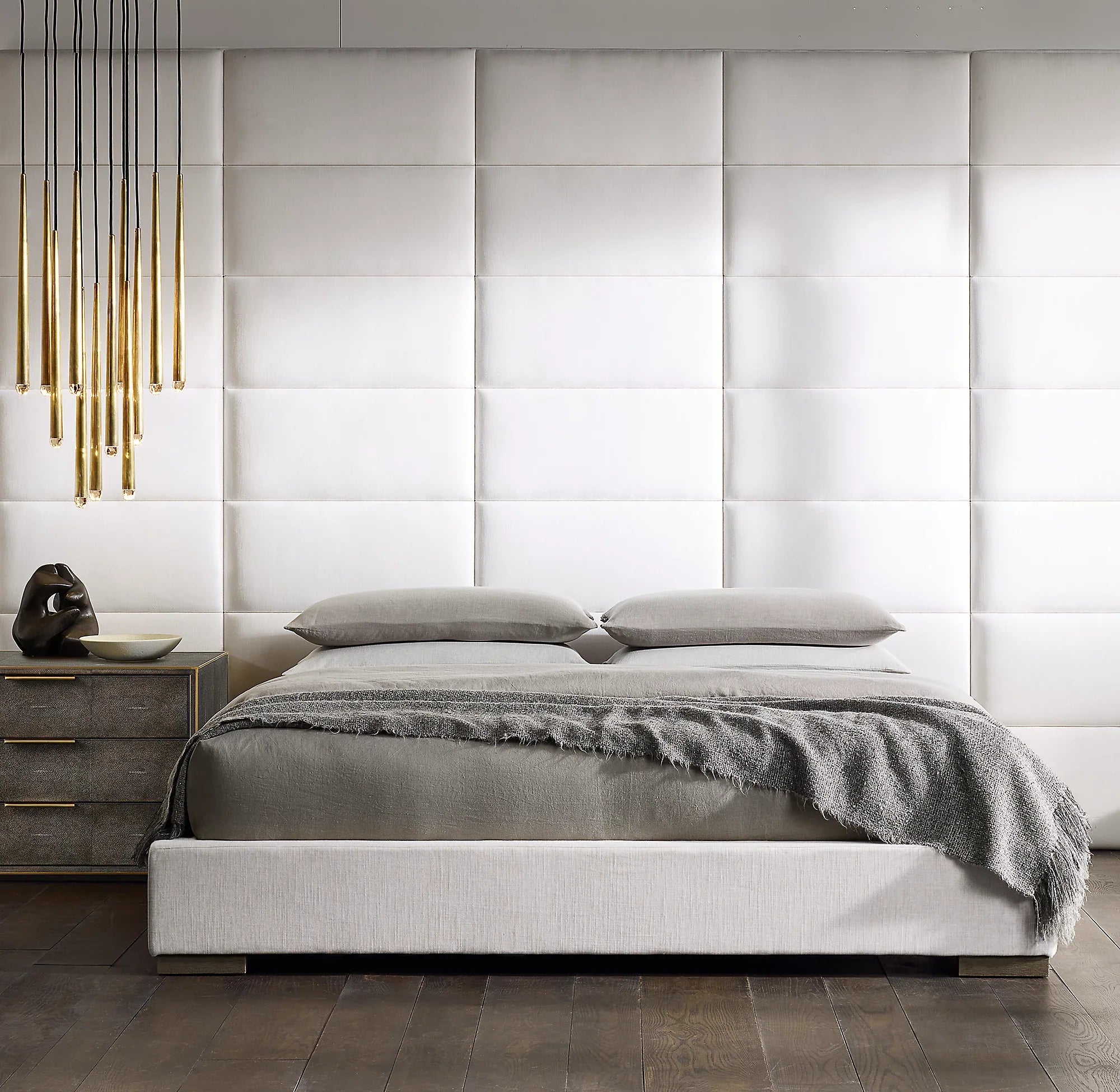 Pin Cascading Round Chandelier - Aquitaine