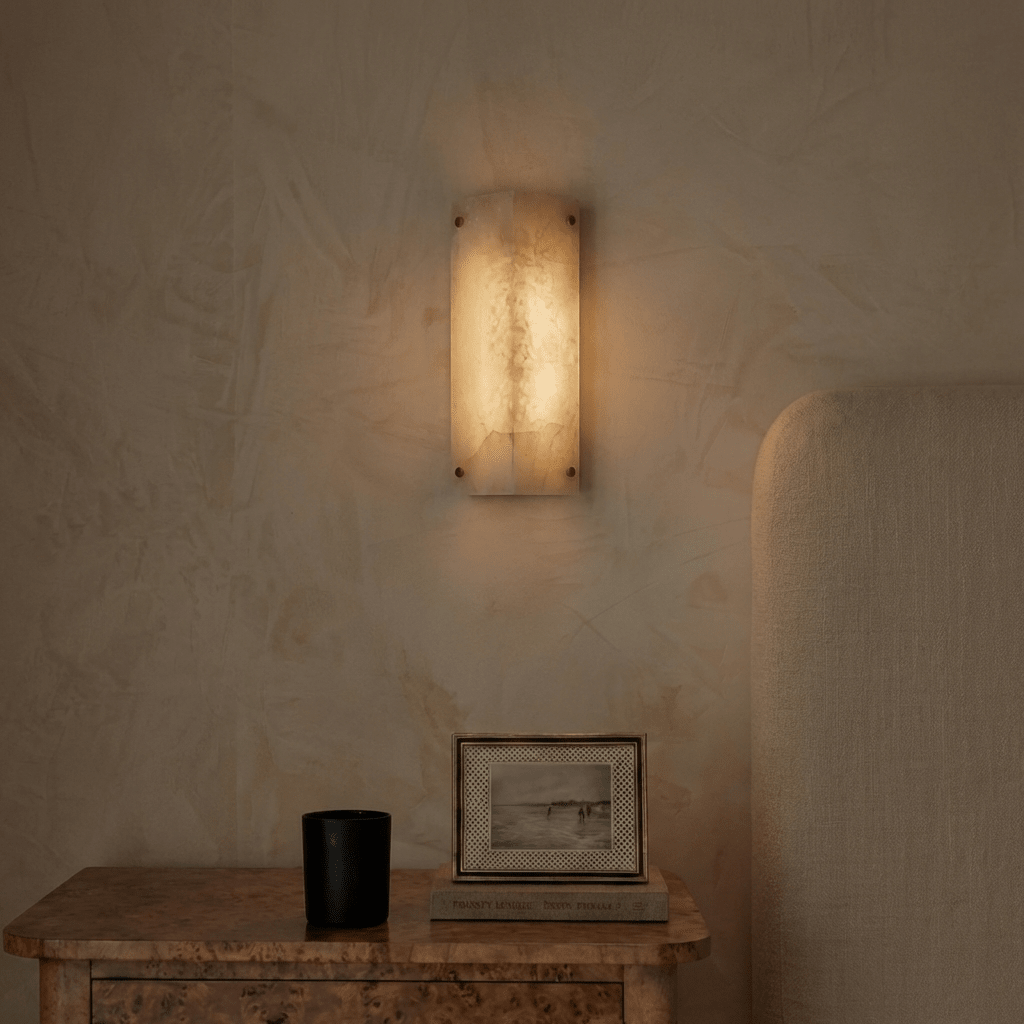 Halfi Wall Lamp