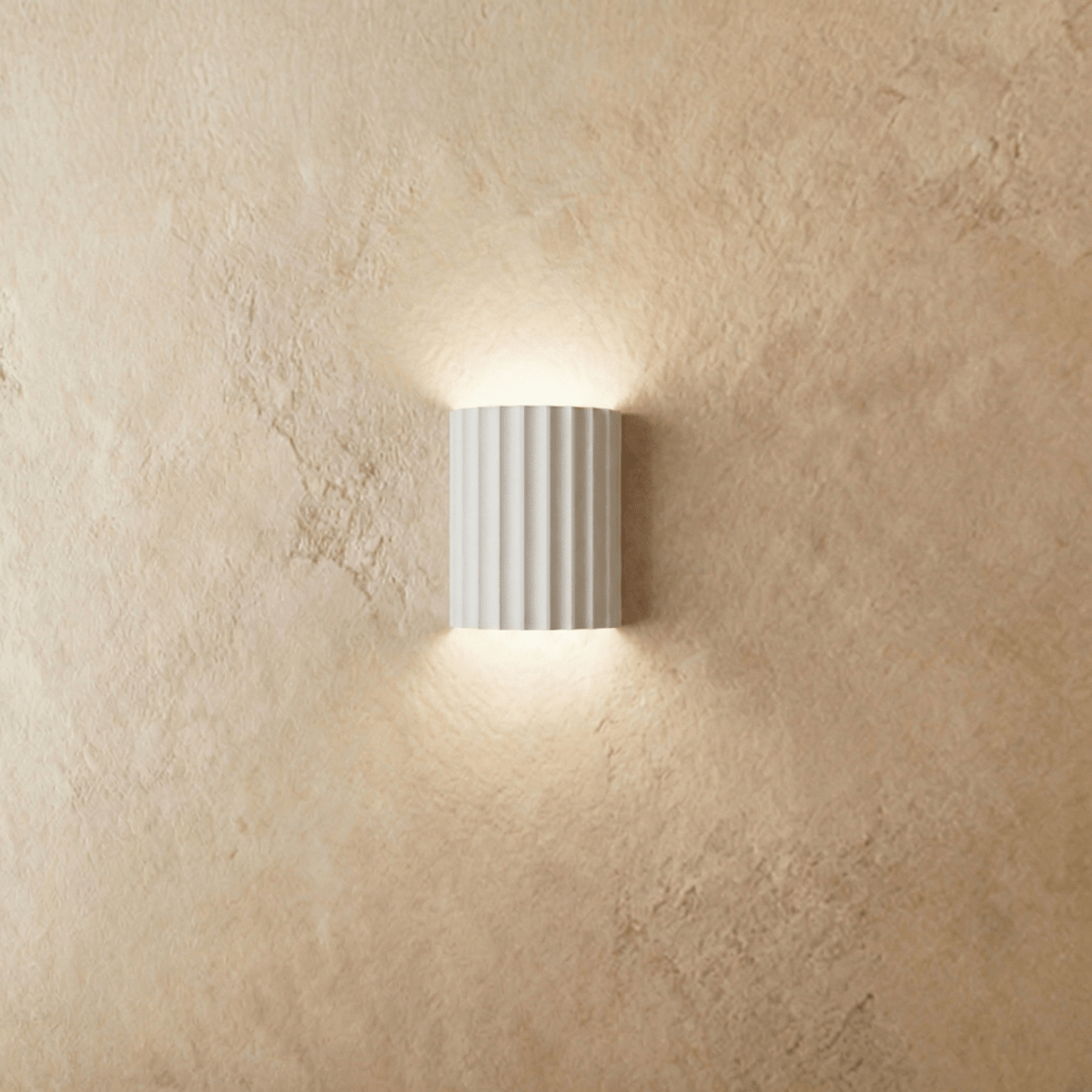 Ujal Wall Lamp