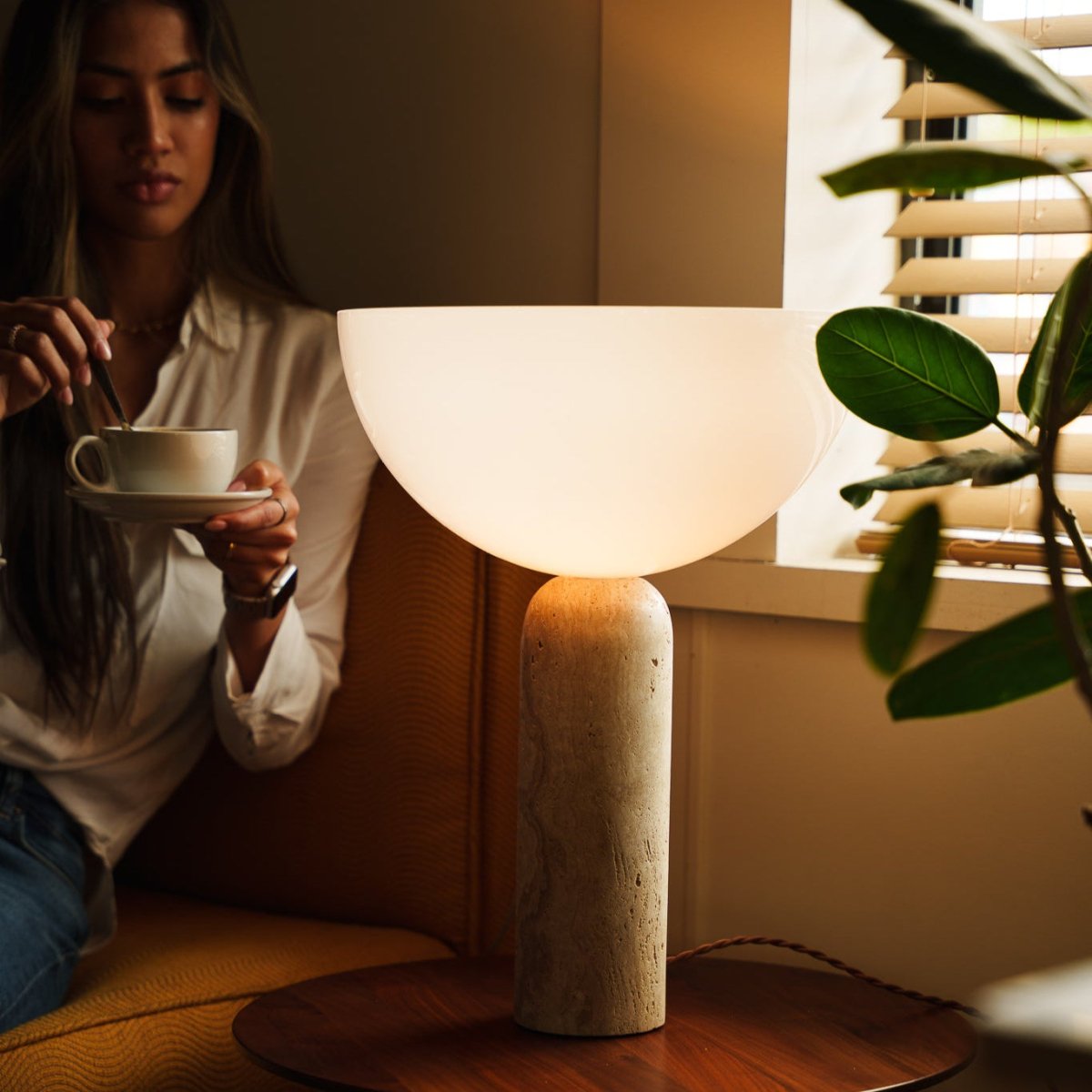 Uria Table Lamp