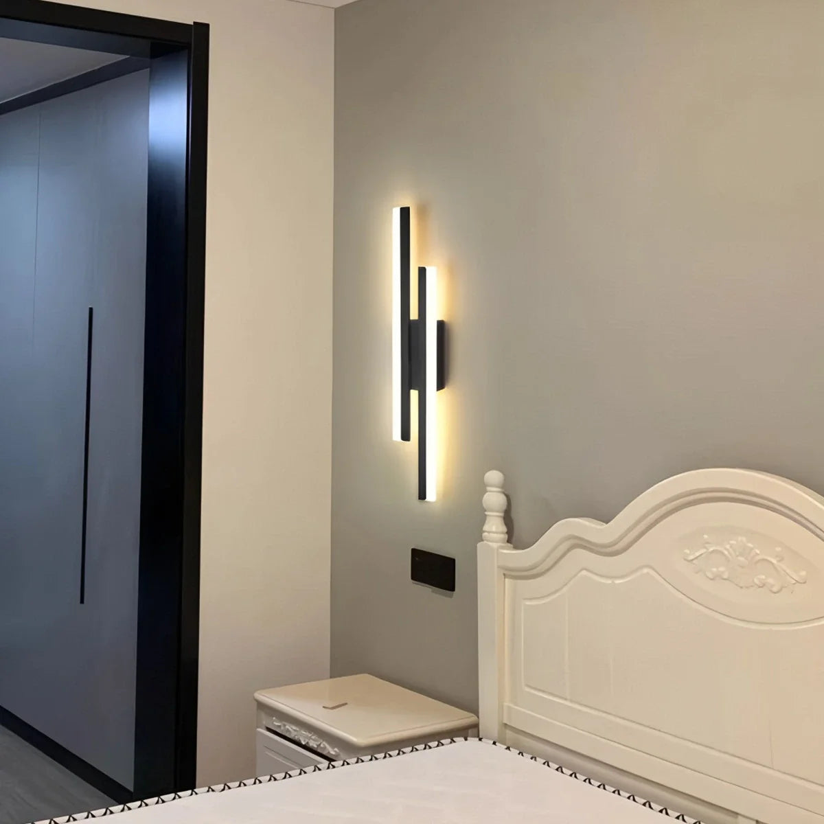 Zarvo Alana Minimalist H-Shaped Wall Lamp