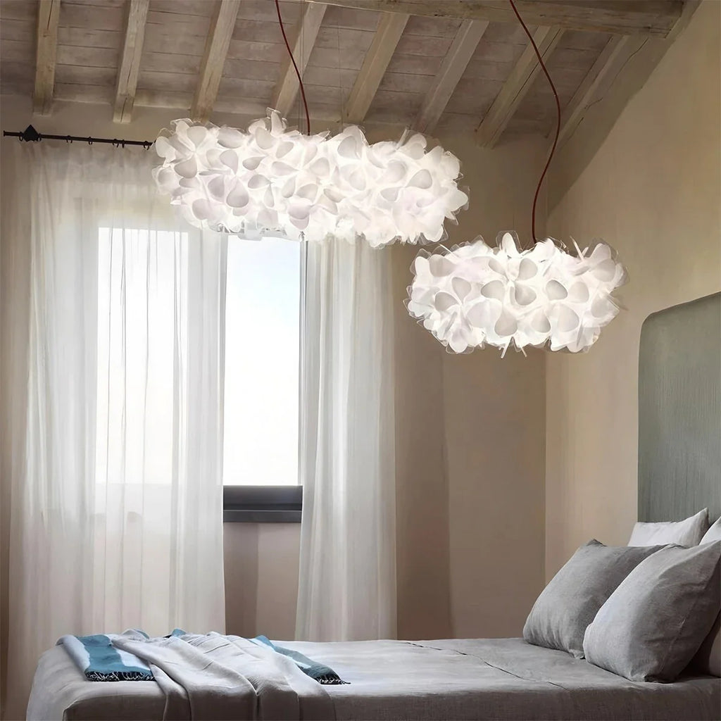 Antizer Italian Creative Petal Chandelier for Bedroom