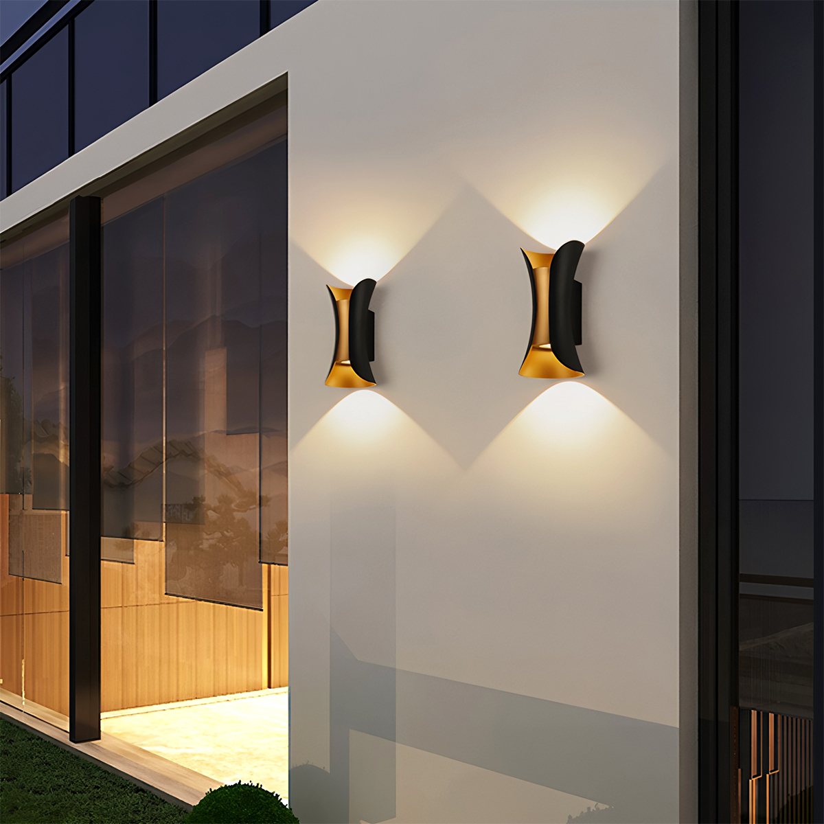 Briar Outdoor Wall Lamp