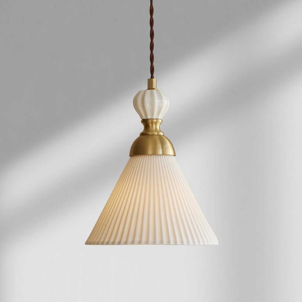 Elegant Nordic White Ceramic Pendant Lamp with Brass Accents for Modern Interiors