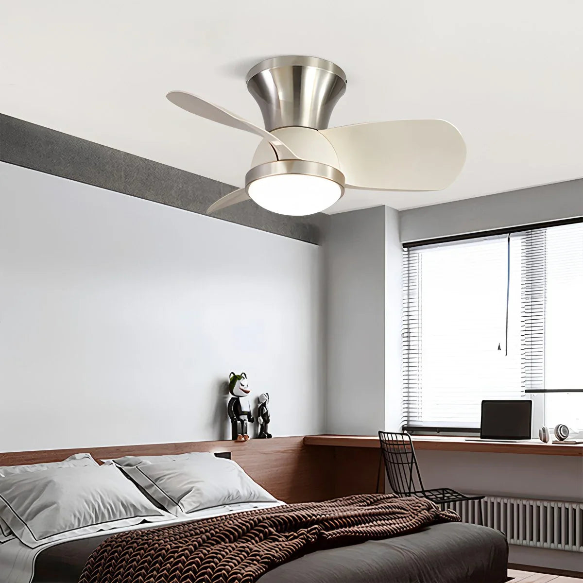 Simple Ceiling Fan Light for Children's Room