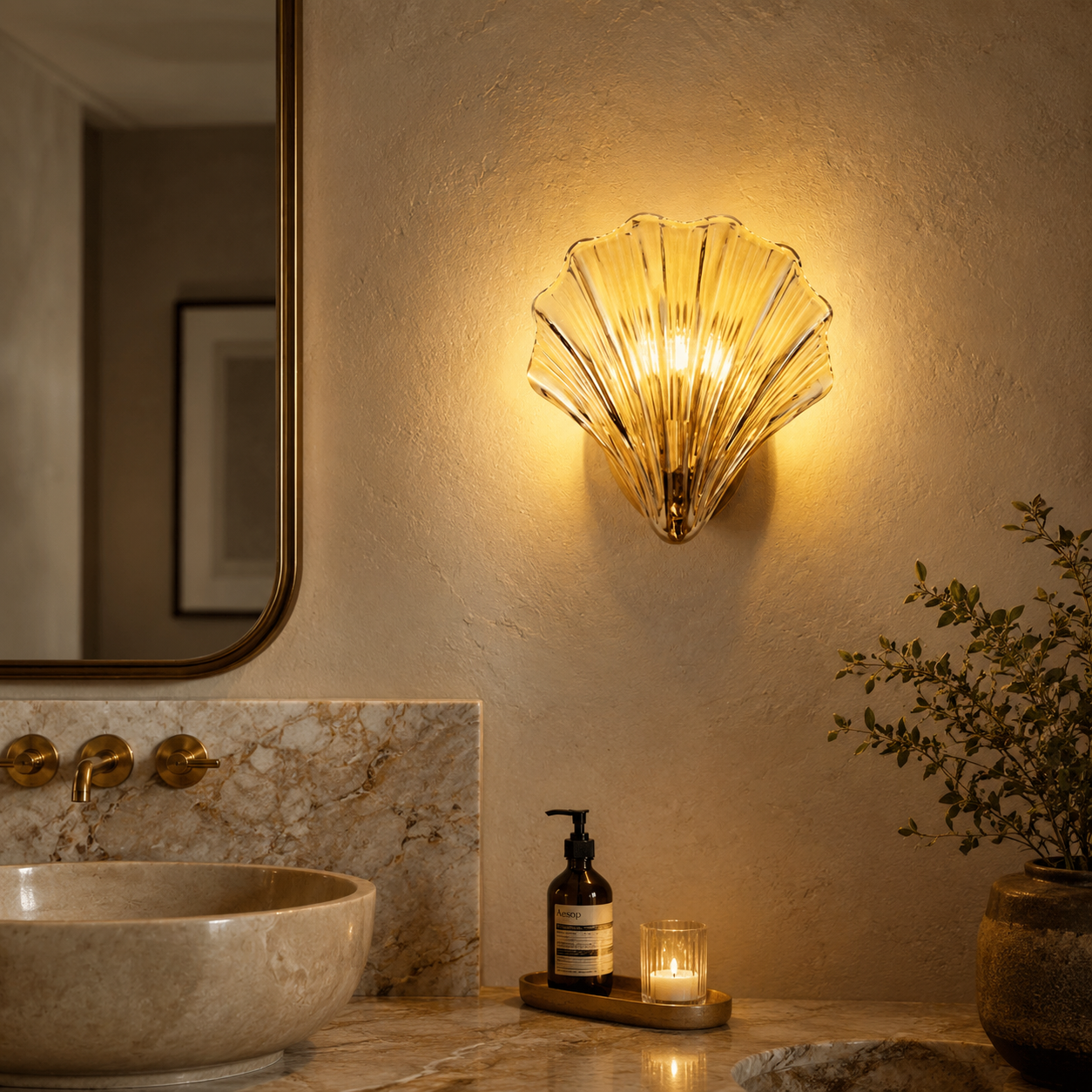 Fovia Wall Lamp