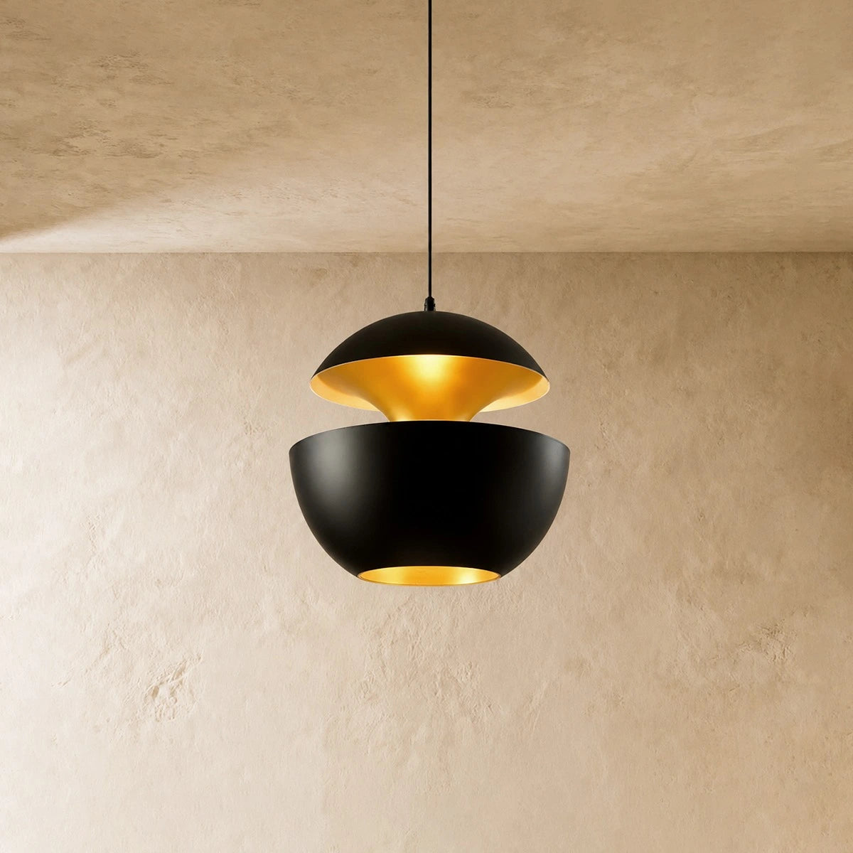 Irondale Modern Globular Pendant Light – Luxurious White/Black Metal for Kitchen Island
