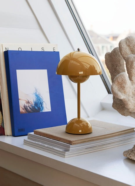 Modern Cordless Dome Table Lamp