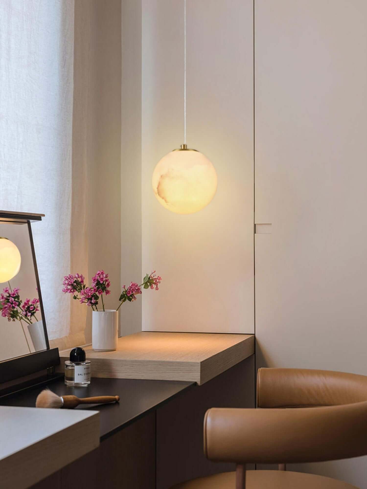 Qevol Pendant Light