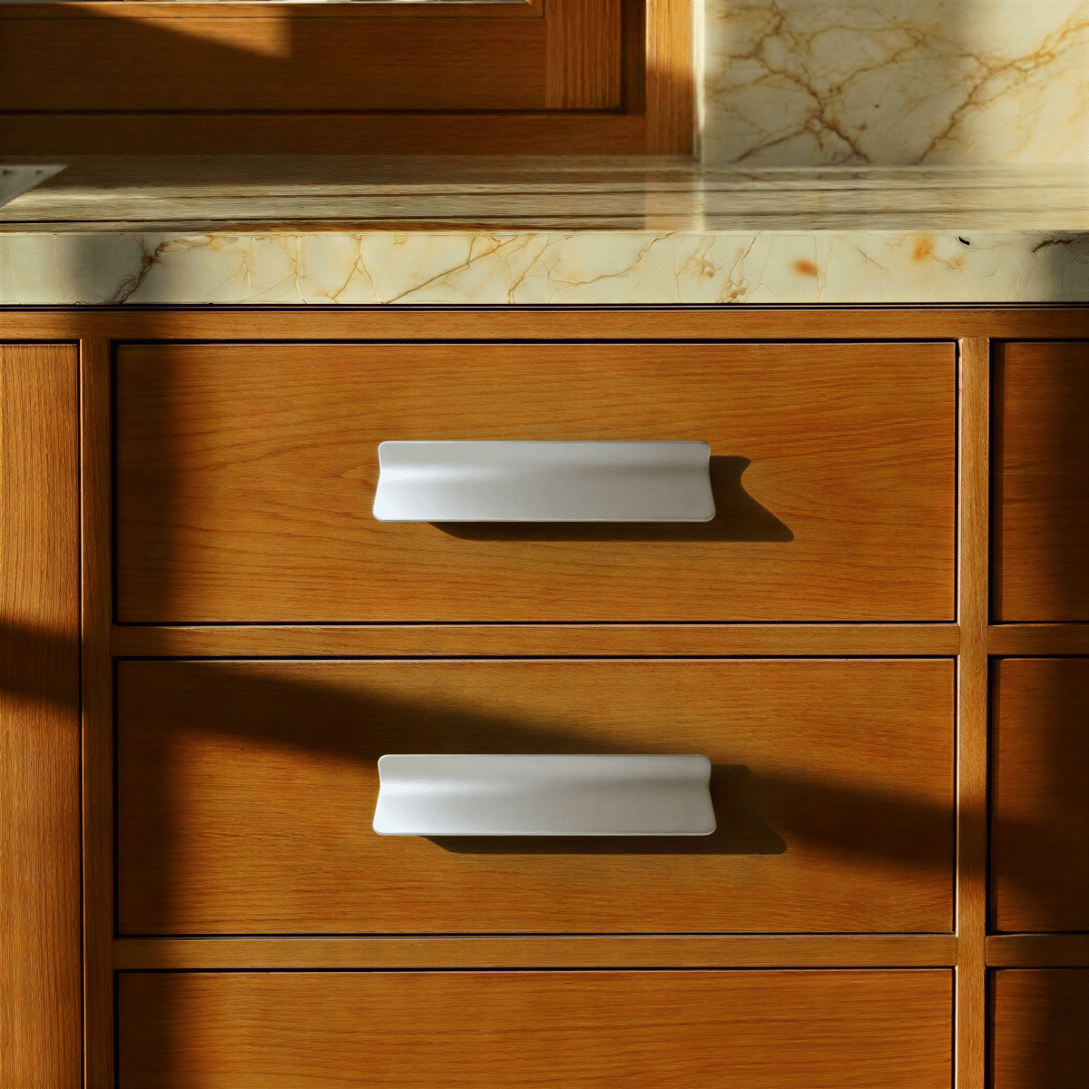 Brim Drawer Pull