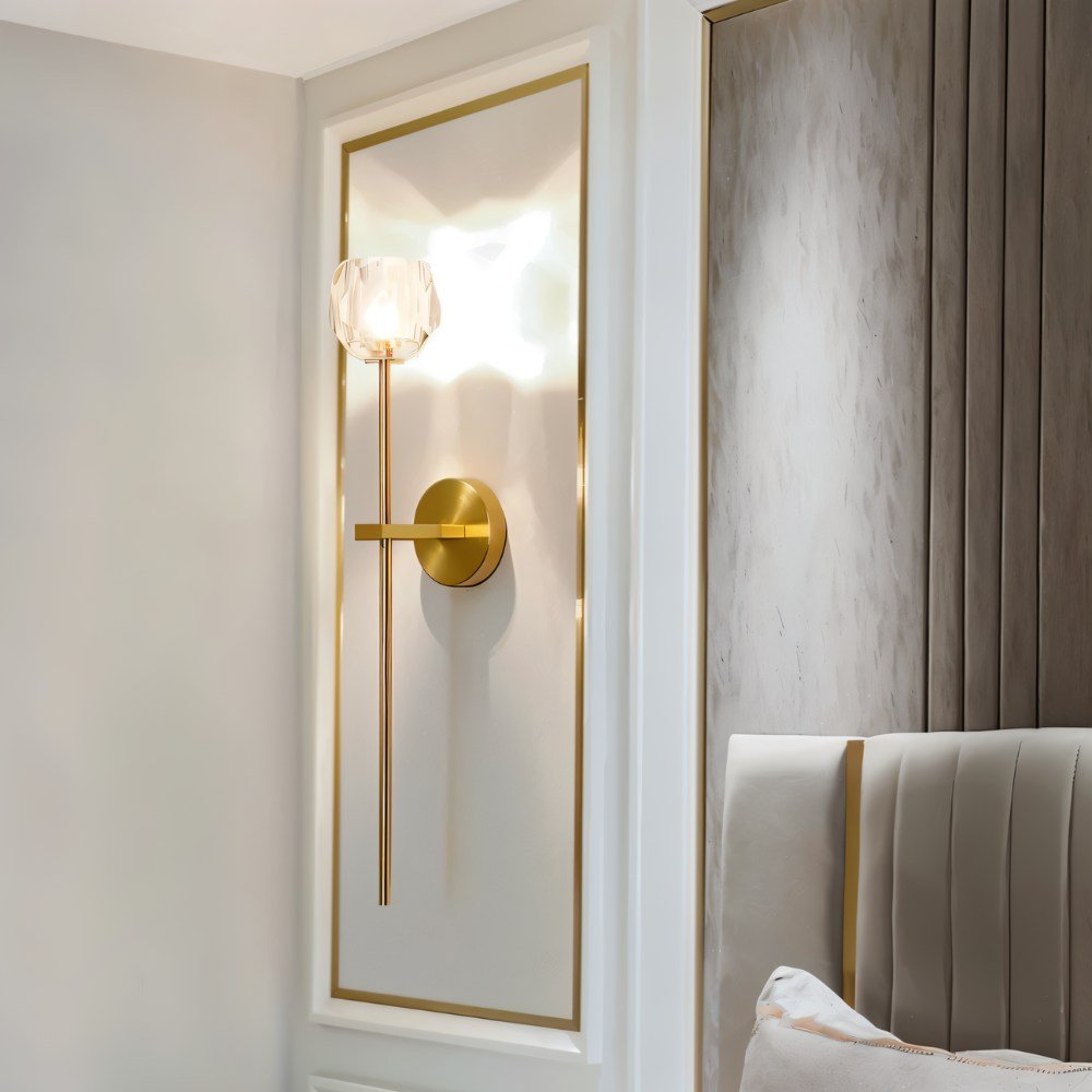 Cristo Wall Lamp