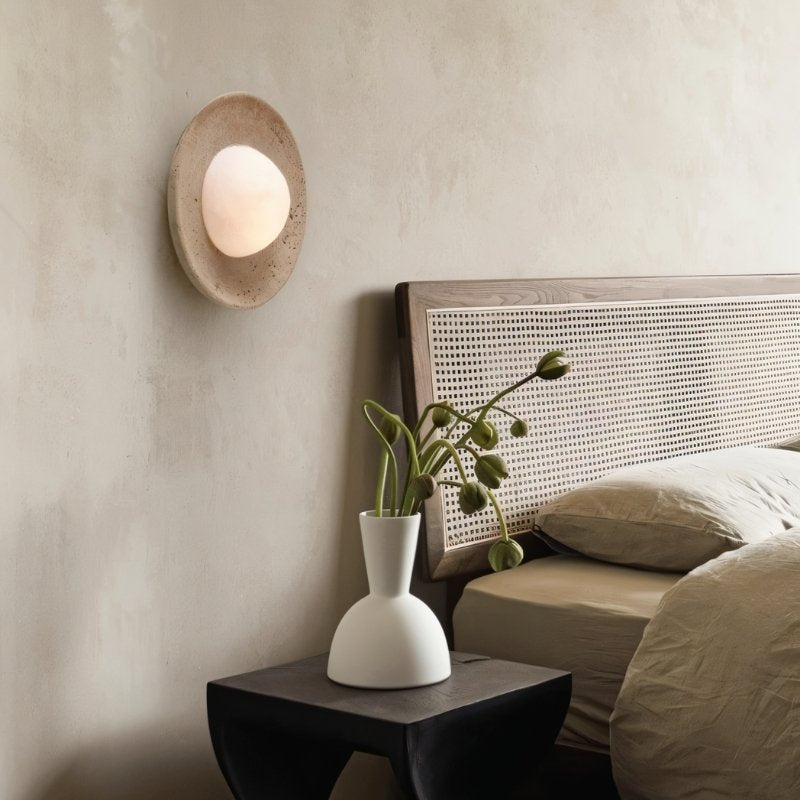 Eretoq Travertine Lamp
