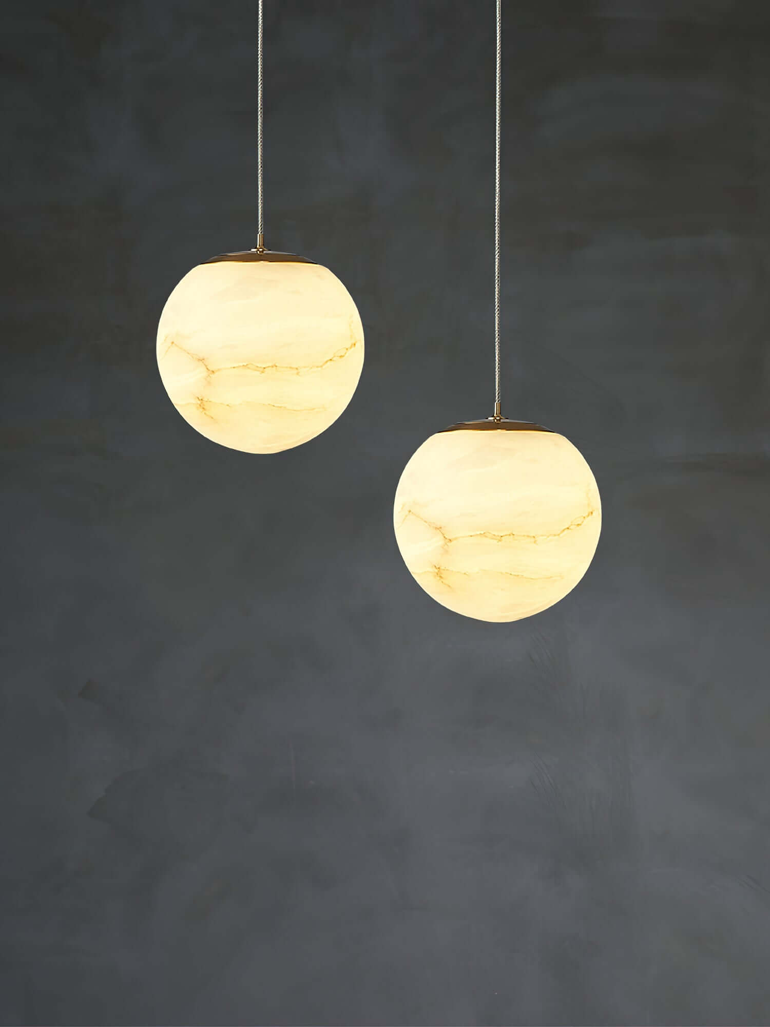 Qevol Pendant Light