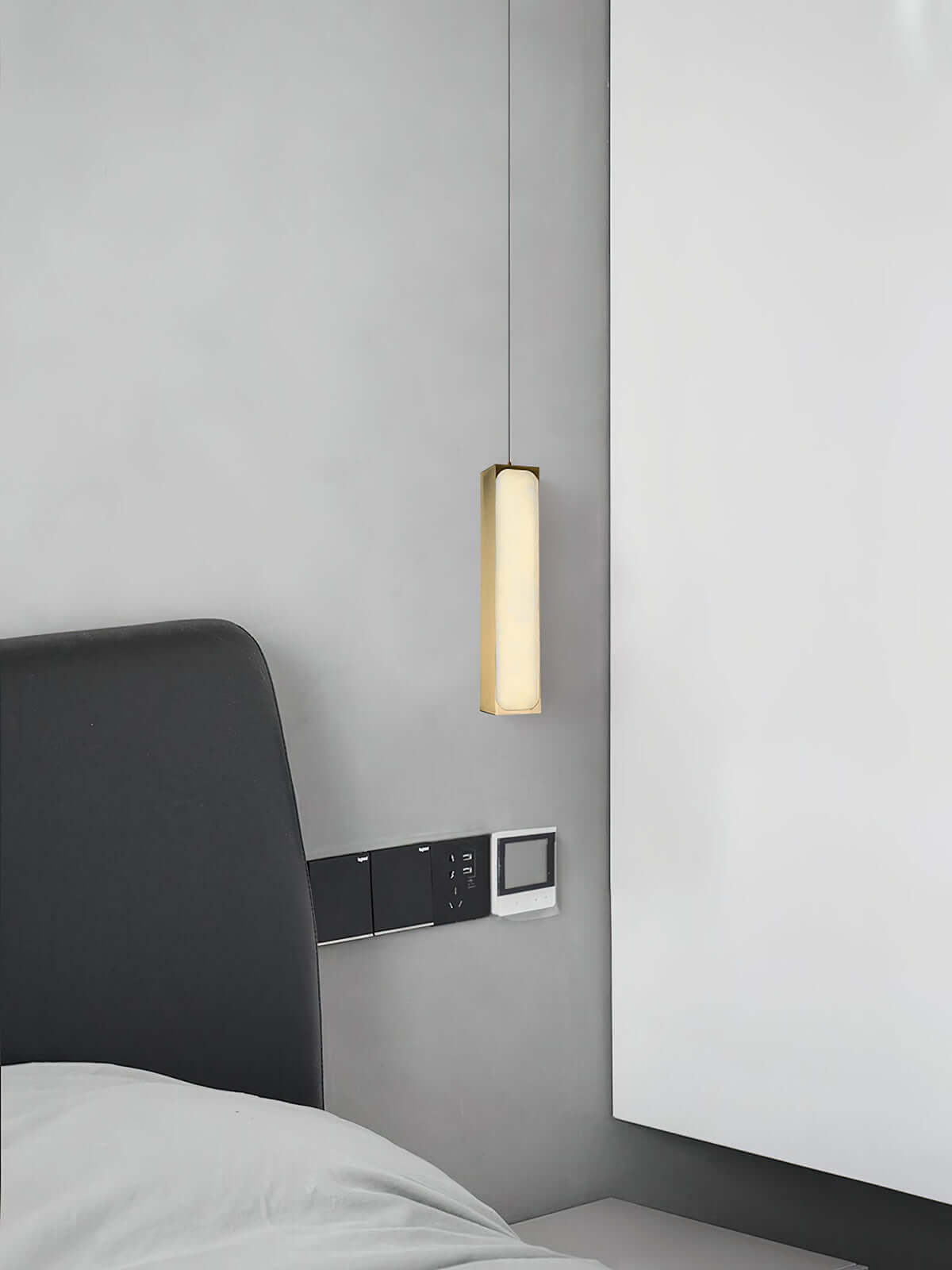Xalor Pendant Light